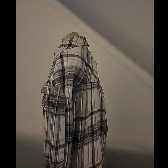 Plaid coat 🦋 - Picture 2 of 3